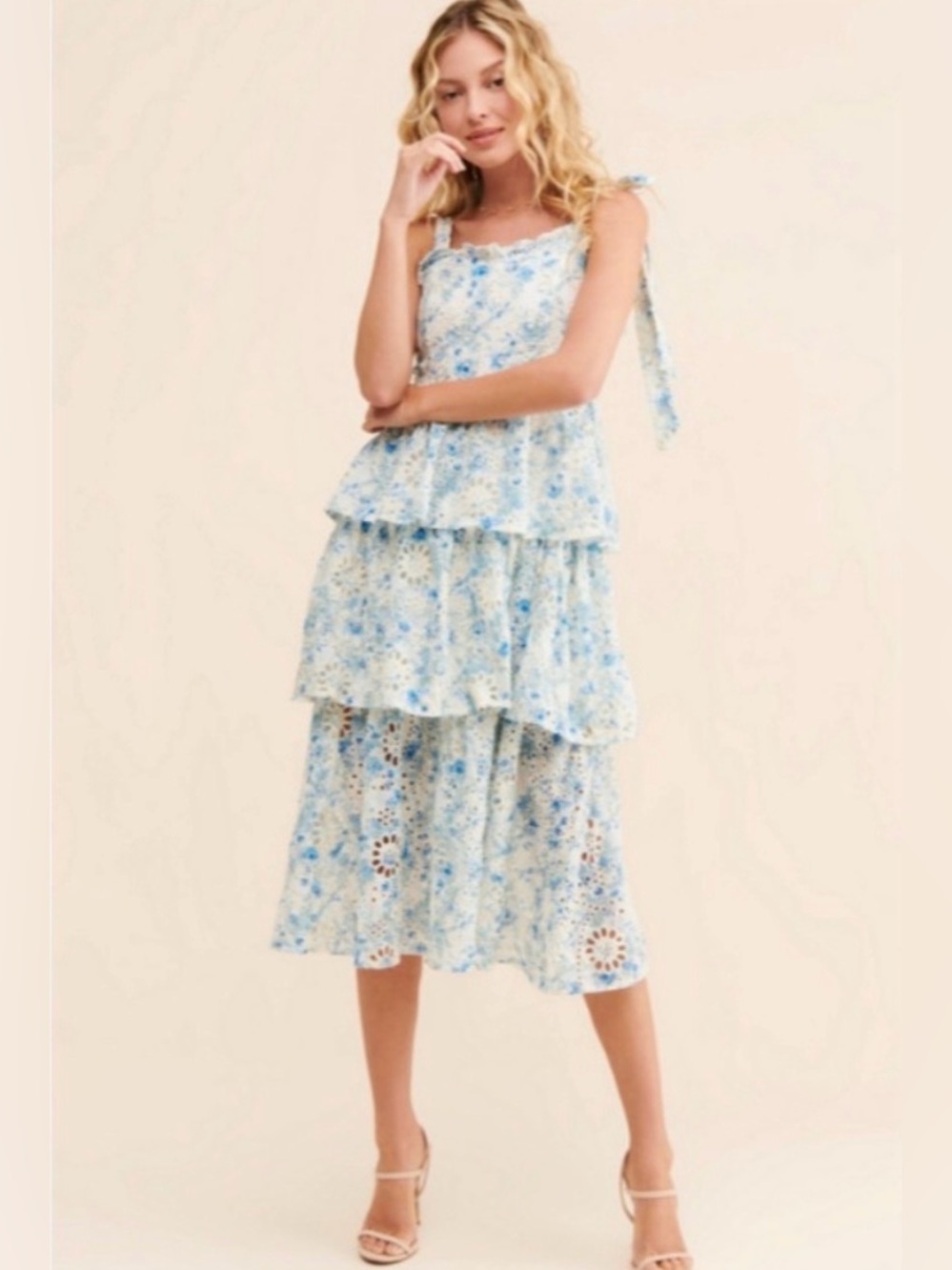 En Saison Claire Tiered Floral Eyelet Midi Dress Size XS Blue White Tie Strap